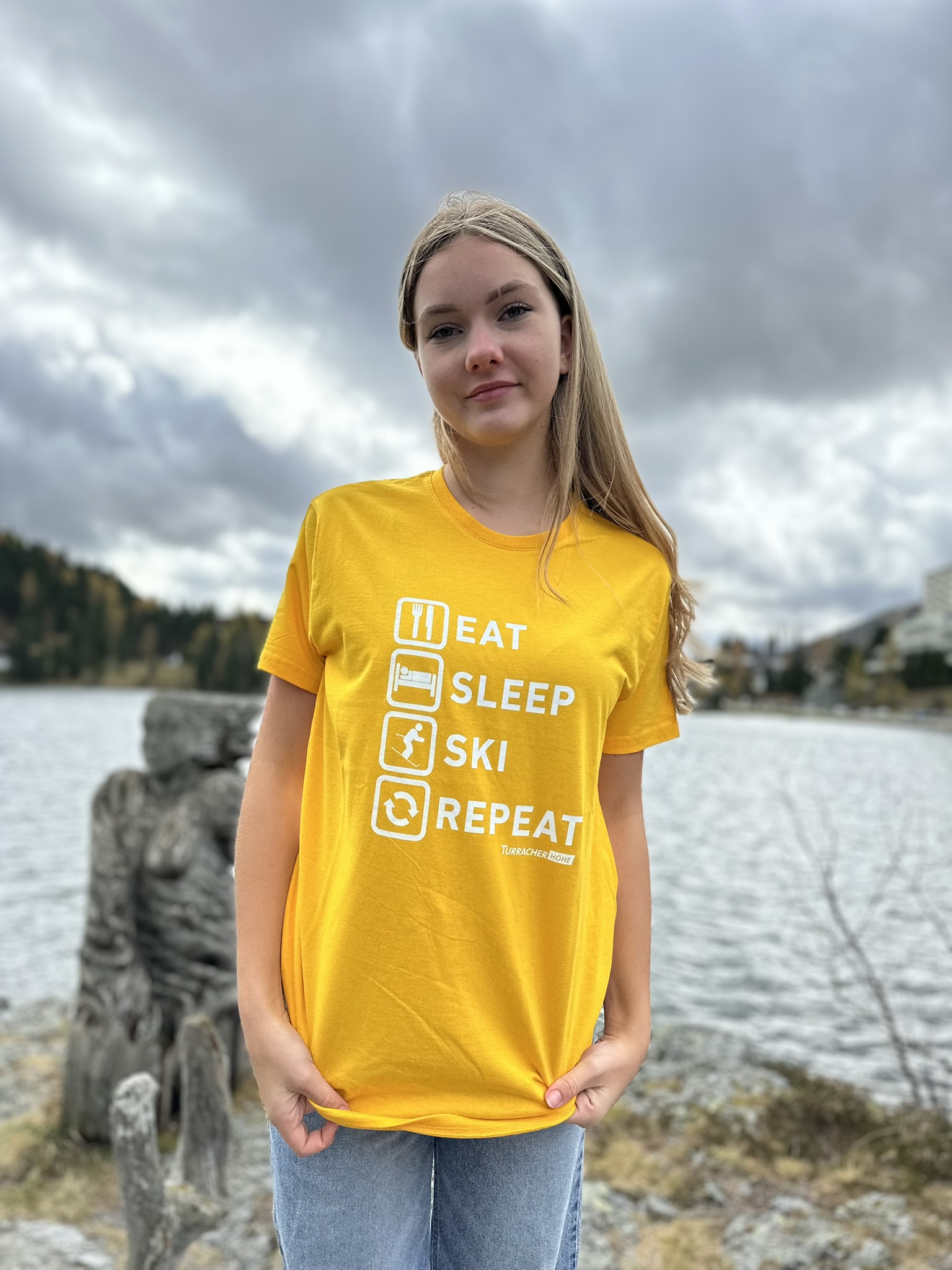 T-Shirt "Eat - Sleep - Ski - Repeat" orange